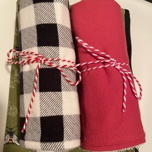 New| two burp cloths and zip bag